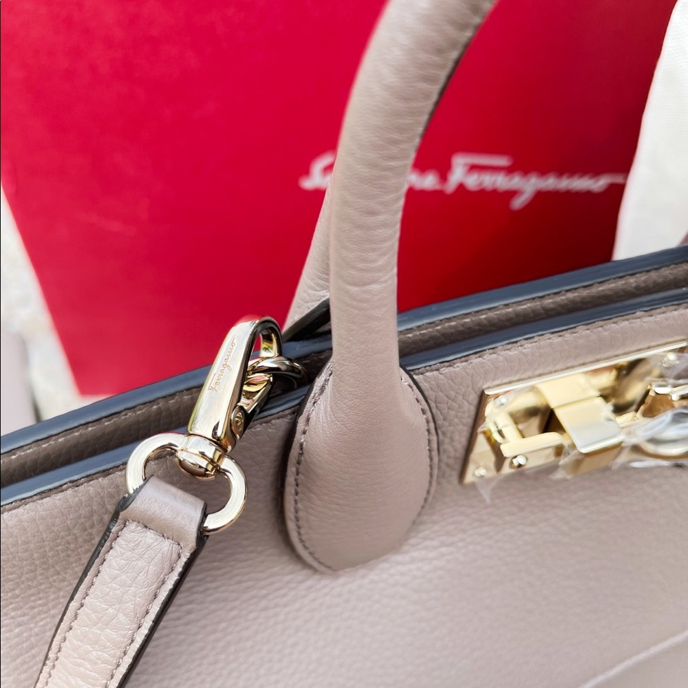 Salvatore Ferragamo Studio Bag Leather Satchel - Picture 9 of 13